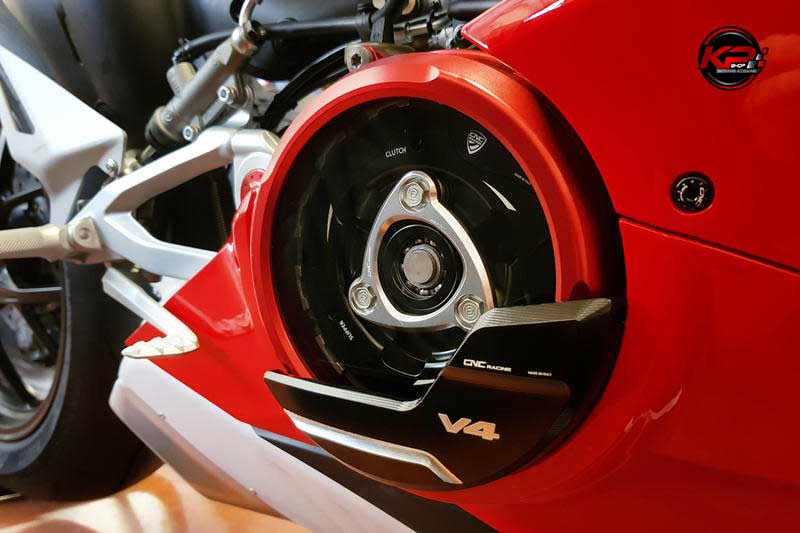 กันแคร้งครัช Clutch cover protector CNC RACING DUCATI PANIGALE V4 / STREETFIGHTER V4 / MULTISTRADA V4 RS
