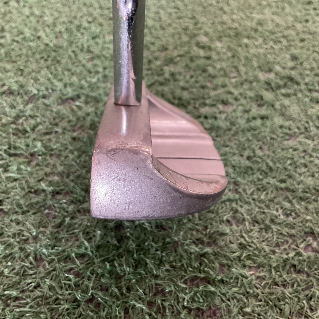 PUTTER A-G-C : P-8 ก้านเหล็ก