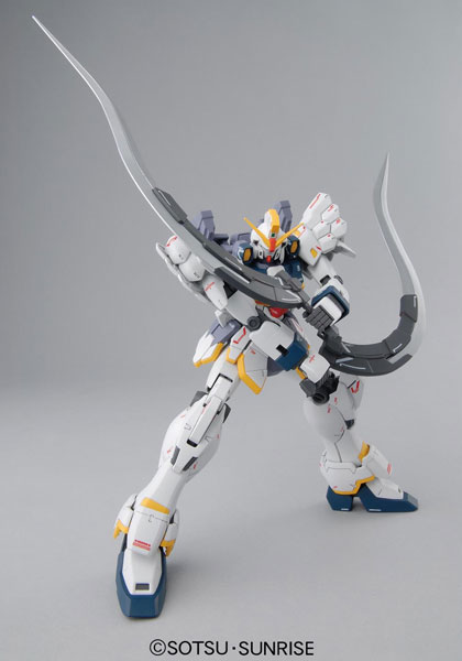 0171536 MG 1/100 Gundam Sandrock EW