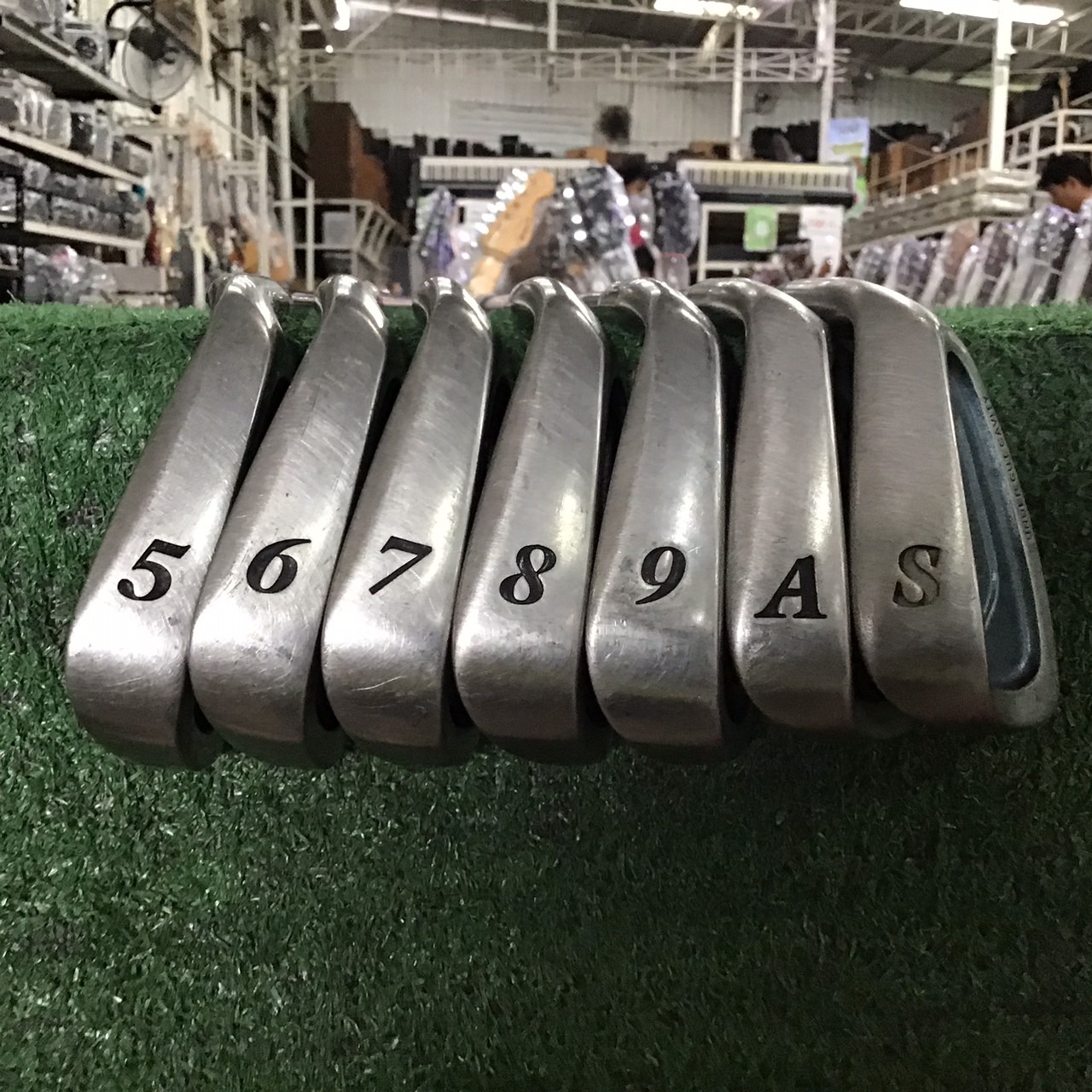 ไม้กอล์ฟ Wilson : PROMATRIX EG OVER SIDE ก้านกราไฟร์