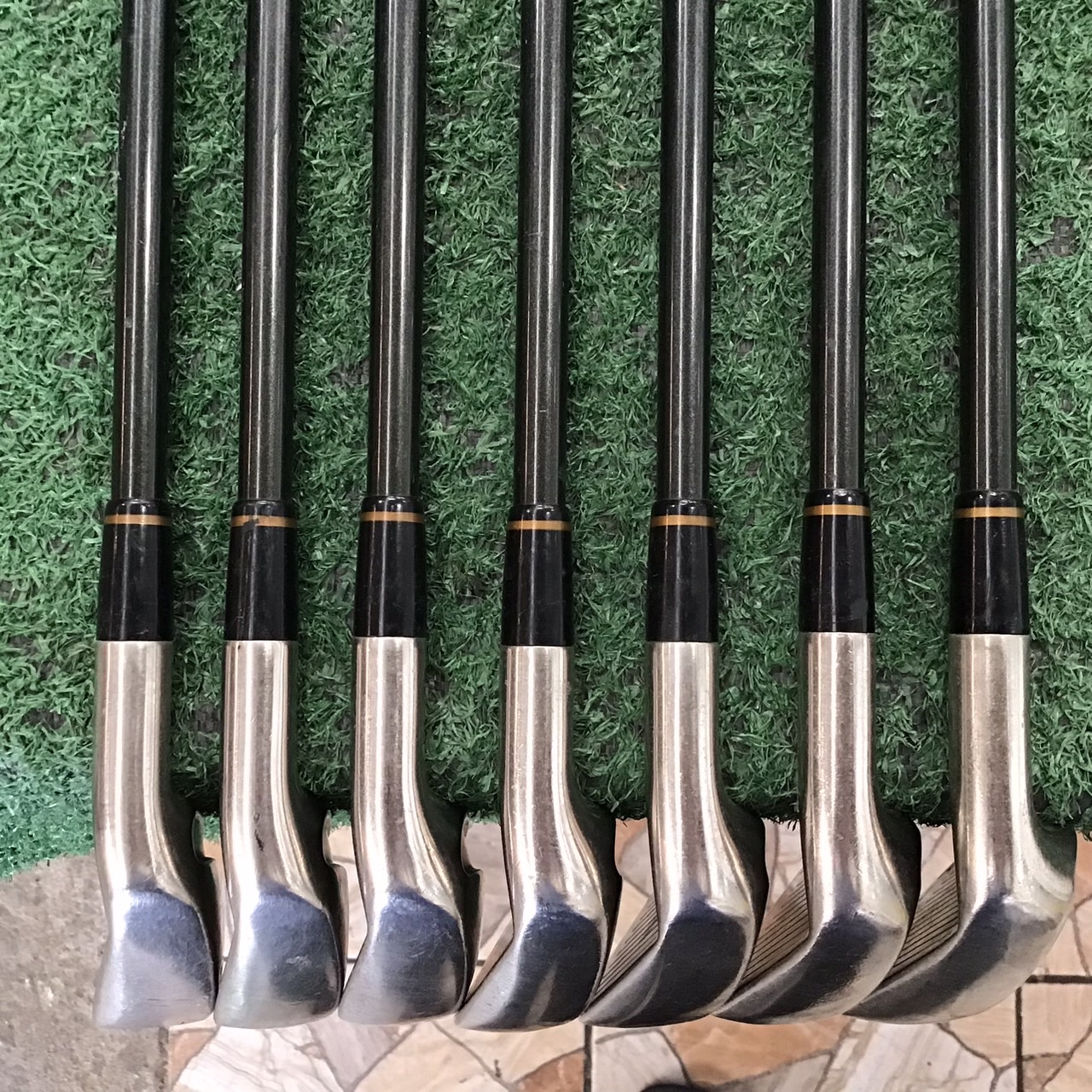 ไม้กอล์ฟ PRGR : 925 TR-X / MEDIUM BUTT ก้านกราไฟร์