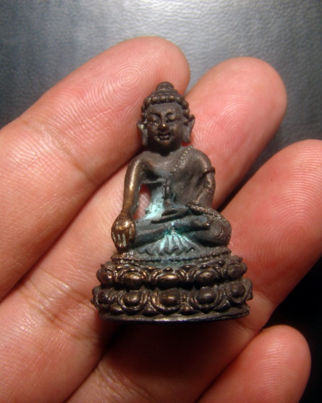 พระกริ่่ง หลวงพ่อหยอด วัดแก้วเจริญ รุ่นสมปรารถนาเฮง ปี 2537 #J1