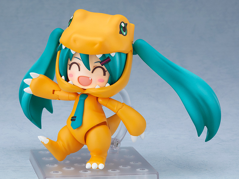 Nendoroid No.1439 Character Vocal Series 01: Hatsune Miku/Digimon Adventure Hatsune Miku: Kigurumi Agumon Ver.