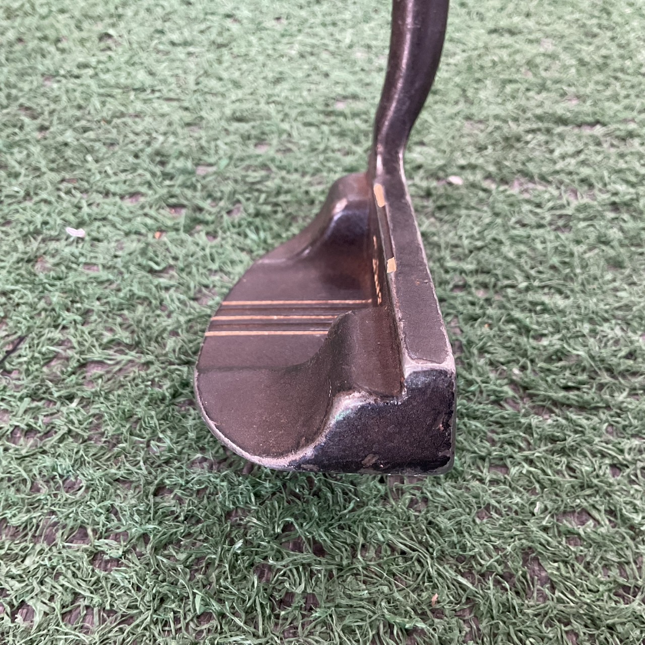 PUTTER Wilson : T P A XVIII ก้านเหล็ก