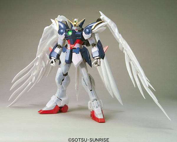 PG 1/60 Wing Gundam Zero Custom (Pearl Mirror Coating Ver.)