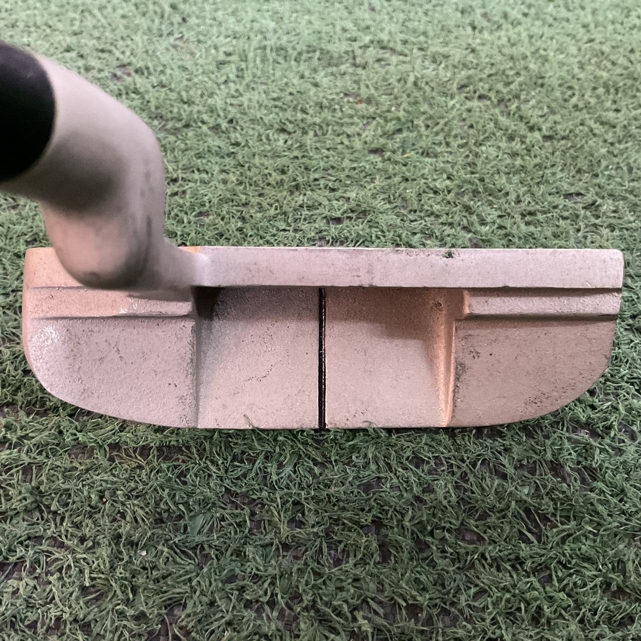 PUTTER J. Green Cup : JGC-V ก้านเหล็ก