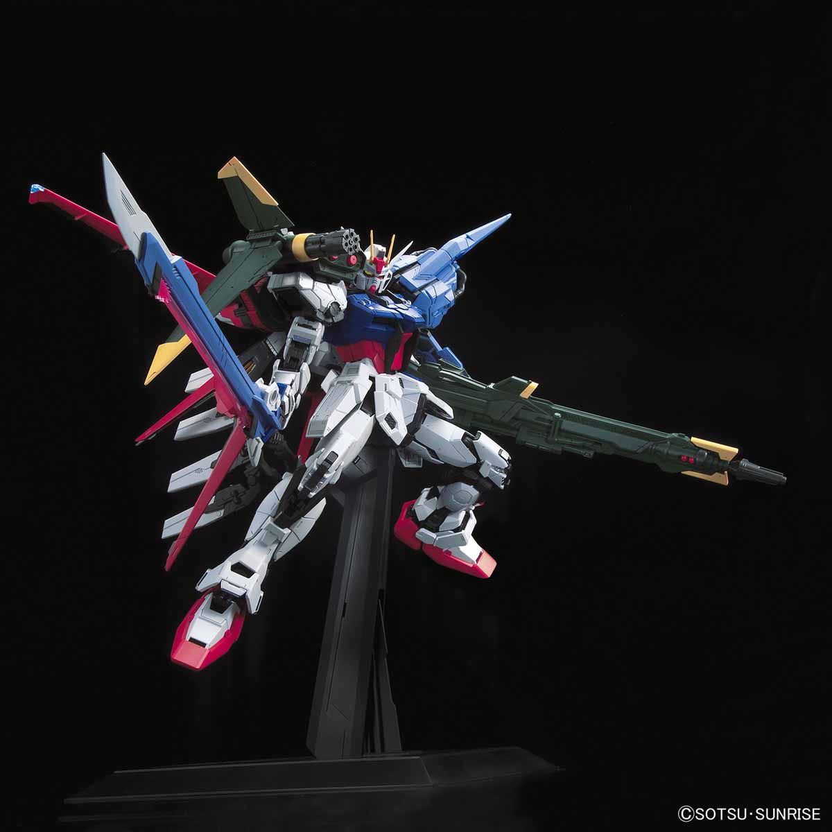 PG 1/60 GAT-X105+AQM/E-YM-1 PERFECT STRIKE GUNDAM