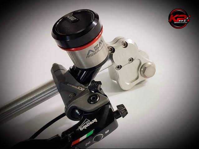 กระปุกปั๊มบน AEM FOR BREMBO RCS CORSA CORTA (ราคาต่อข้าง)