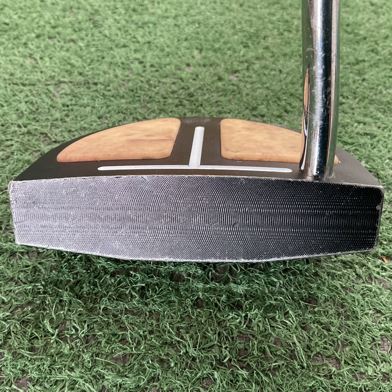 PUTTER Q'est : Hyle Hybrid Length mid ก้านเหล็ก