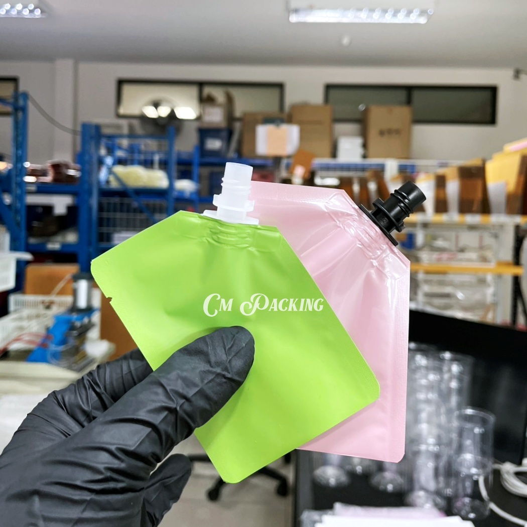 ซองซีลติดจุก ซองแบ่งครีม บรรจุทางก้นถุง (100ใบ) มีจุกให้เลือกหลายแบบ ราคาประหยัด