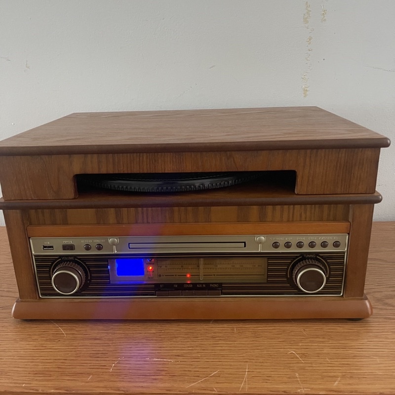 เครื่องเล่นแผ่นเสียง กล่องไม้ แนว Vintage (แผ่นเสียง +CD +Bluetooth )แถม แผ่นเสียงมือสองและปลายเข็มสำรอง