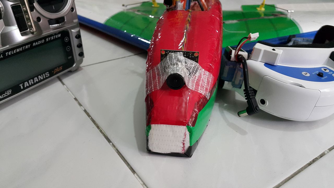 FPV Flying Wing 100 cm