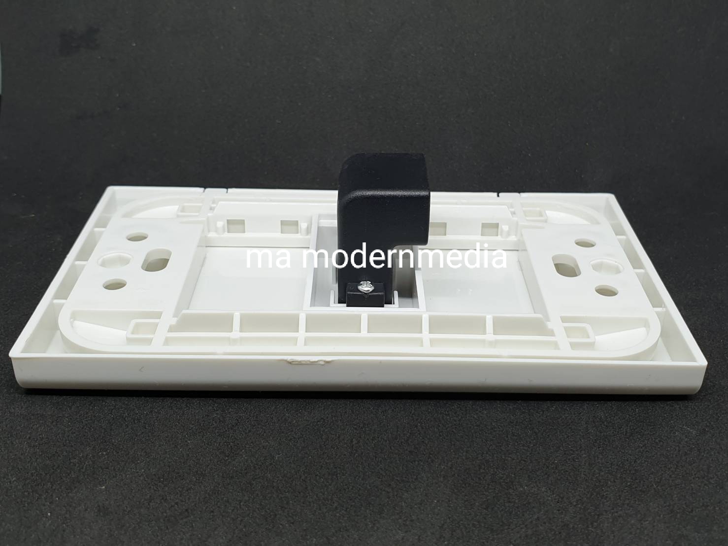 Wall plate HDMI 90°