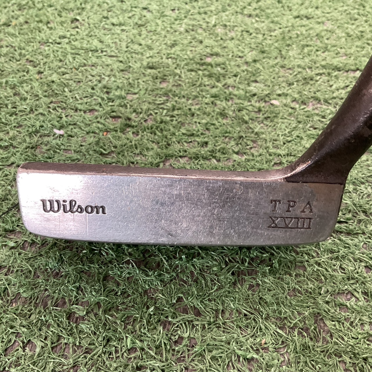 PUTTER Wilson : T P A XVIII ก้านเหล็ก