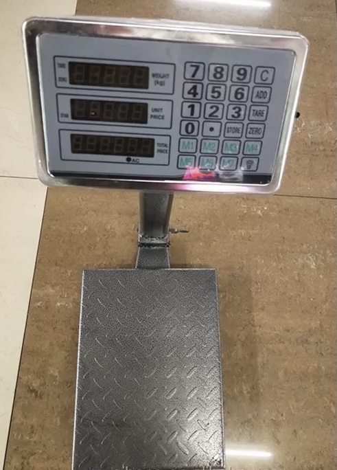เครื่องชั่งดิจิตอลแบบตั้งพื้น150 Kg / 0.050 Kg