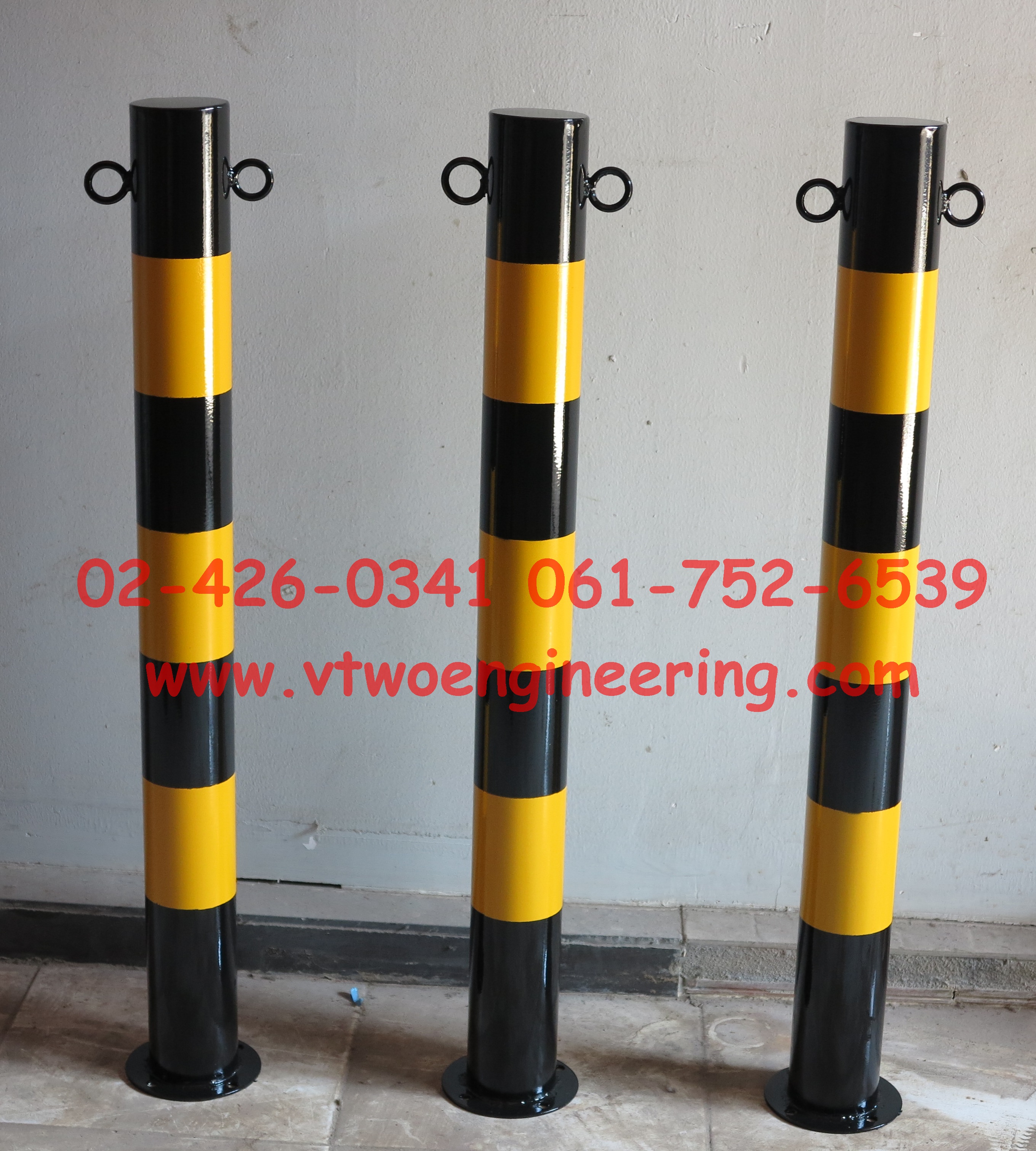 เสาเหล็กกันชน สูง 80 ซม. พร้อมห่วงคล้องโซ่ TB002