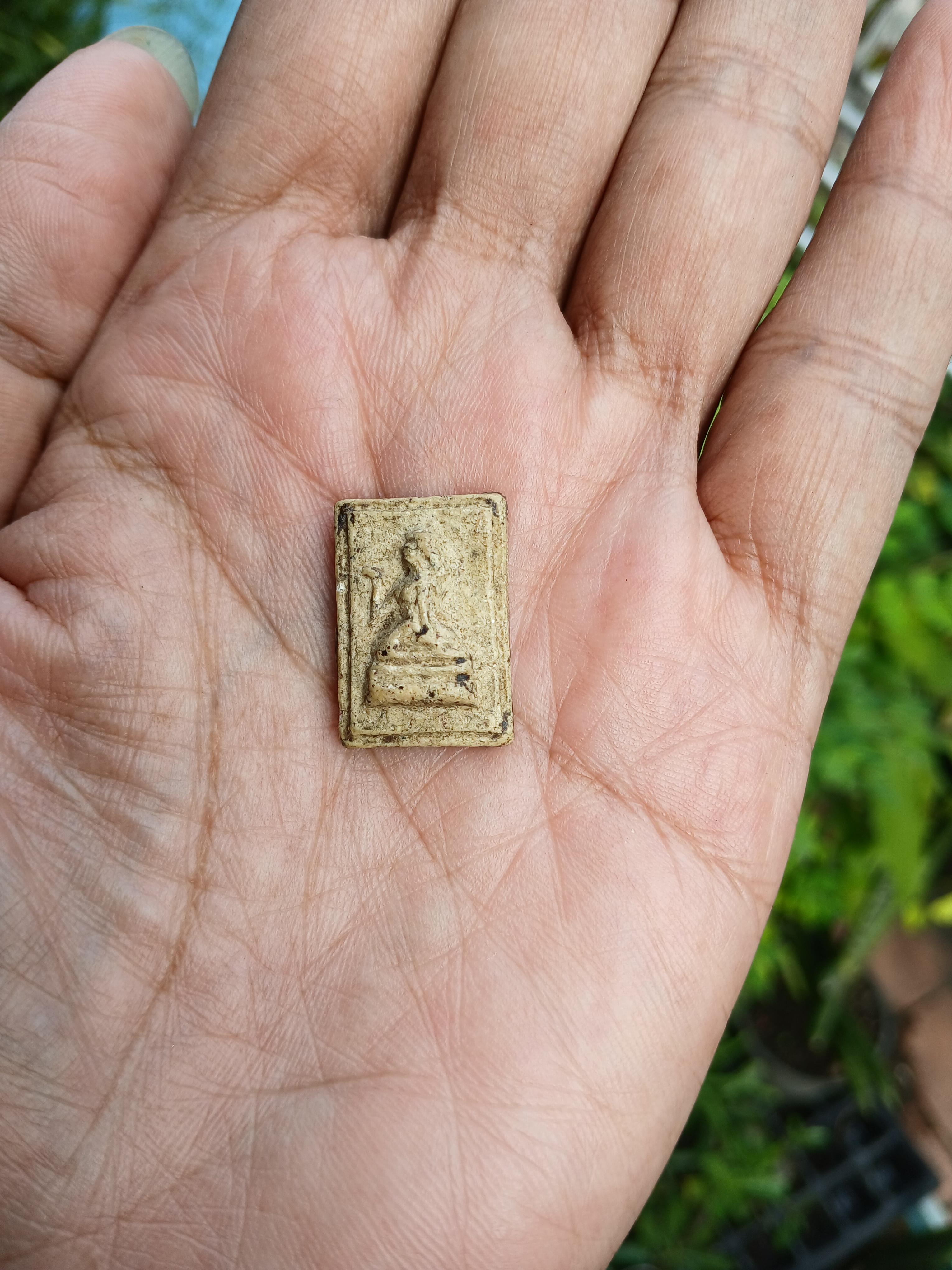 นางกว้ก หลังยันต์ นะชาลีติ หลวงปู่เผือก วัดกิ่งแก้ว จ.สมุทรปราการ