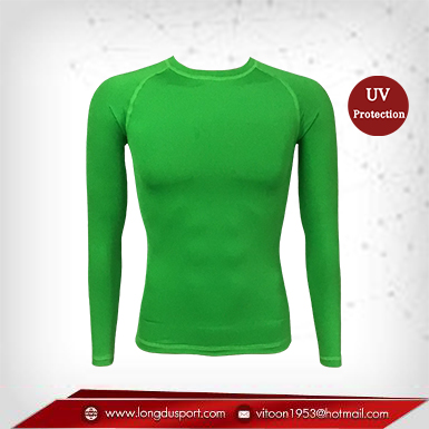 เสื้อรัดกล้ามเนื้อ แขนยาวคอกลม สีเขียว มี Size S M L XL