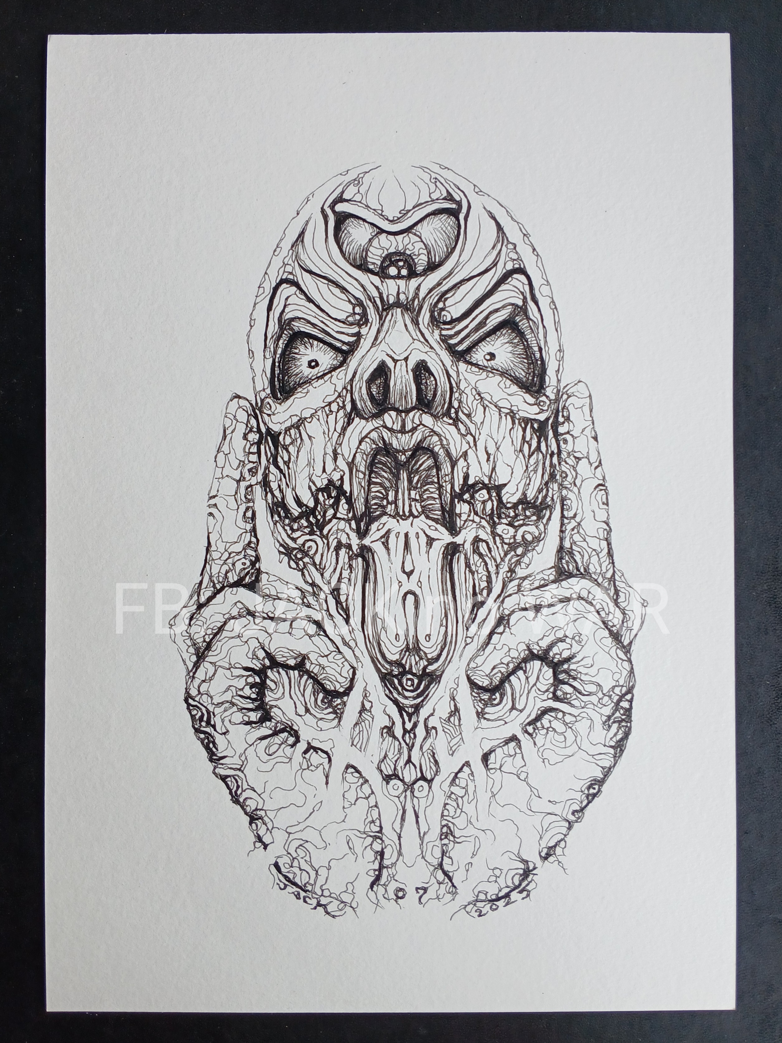 Surreal Portrait 23 (โทสะ ทาส) งานวาดเส้นปากกา หมึกดำ กระดาษร้อยปอนด์ (200 แกรม) ขนาด 21 × 29.7 cm. A4