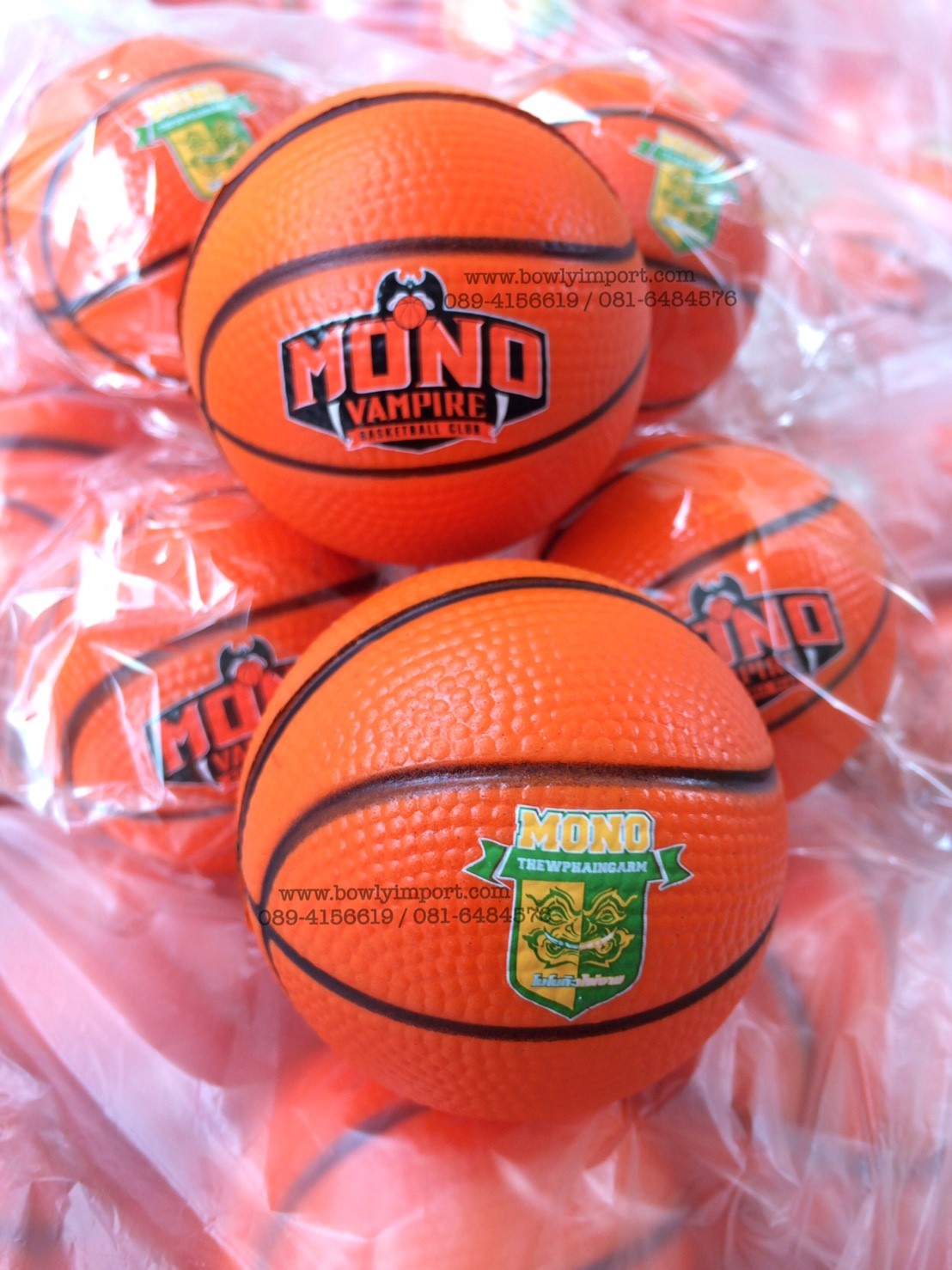 ผลิตลูกบอลบีบ บริหารมือ พร้อมโลโก้