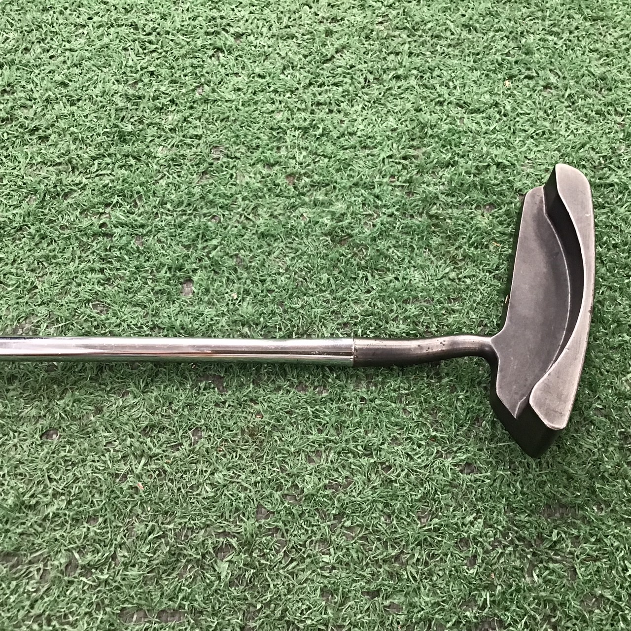 PUTTER Cleveland Classics : KG 8 MILLED ก้านเหล็ก