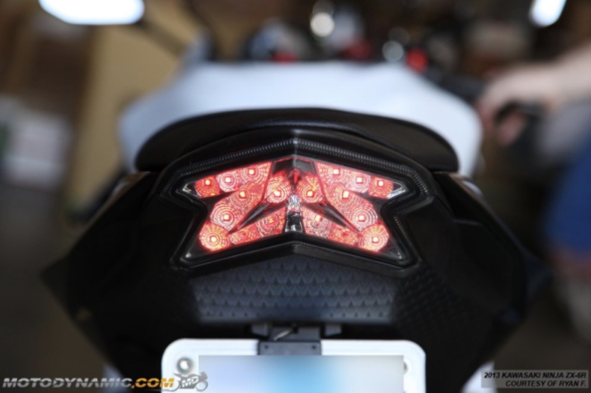 ไฟท้ายแต่ง 2013-2018 Kawasaki Ninja ZX-6R & 2016 Z800 Tail Light Smoke Lens