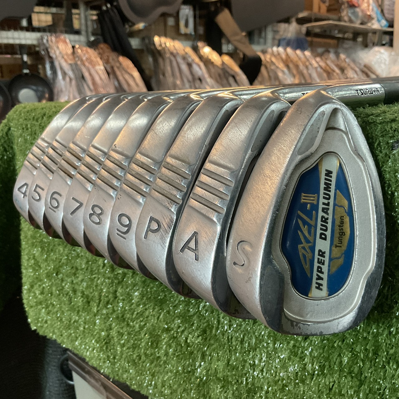 ไม้กอล์ฟ TSURUYA : AXEL-III HYPER DURALUMIN / BOTTLE ก้านกราไฟร์