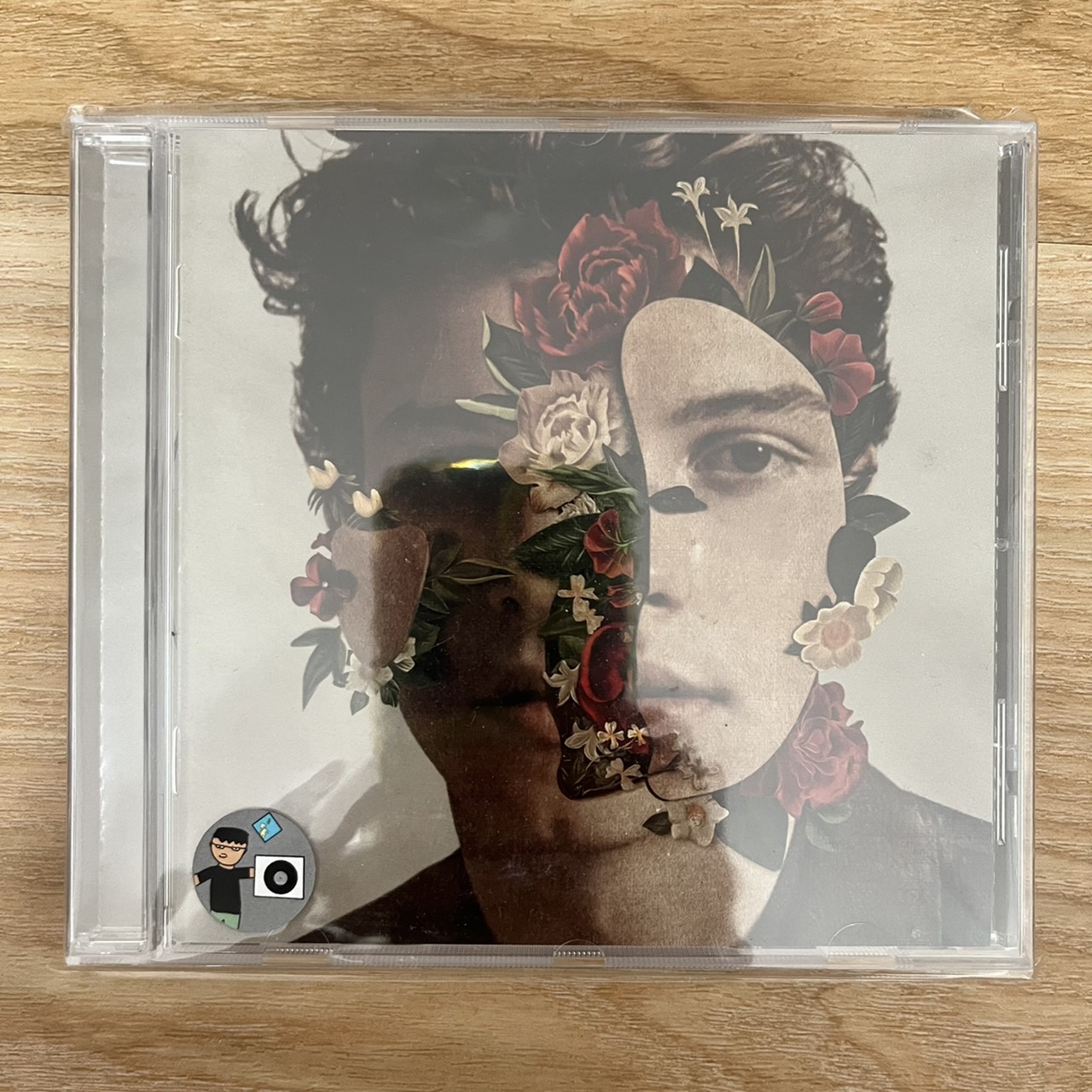 CD ซีดีเพลง Shawn Mendes – Shawn Mendes (แผ่นแท้,มือสอง)