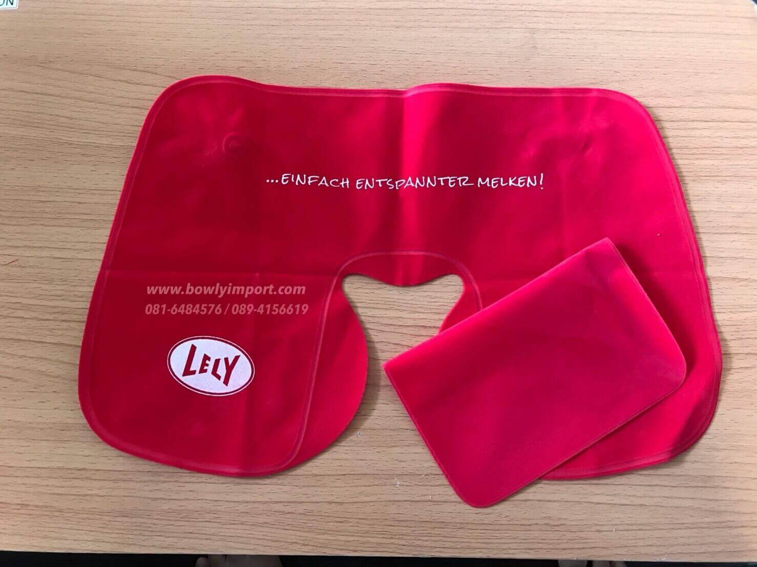 หมอนรองคอเป่าลม เนื้อผ้ากำมะหยี่ พร้อมสกรีนโลโก้