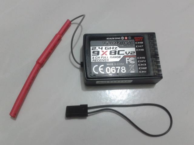 Turnigy 2.4 ghz module with 2 x 9X8C V2 receivers and antenna