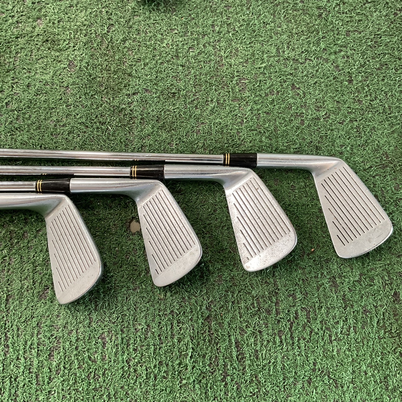 ไม้กอล์ฟ Mizuno : Alltavoand F-700 ก้านเหล็ก