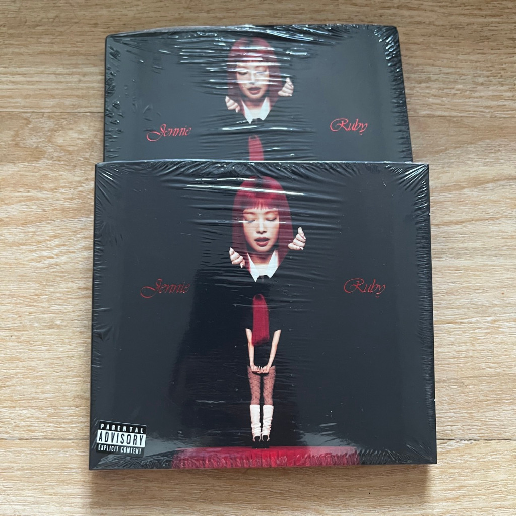 CD ซีดีเพลง Jennie Ruby (รวมสมุดภาพ,ซีดี,รูปถ่าย,โฟโต้การ์ด) แผ่นแท้ มือหนึ่ง ซีล