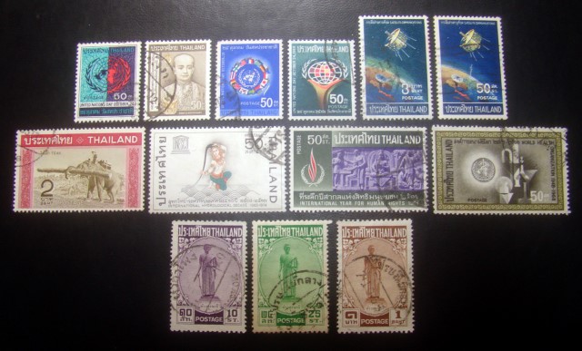 [s2448] แสตมป์ชุดท้าวสุรนารี ปี 2498 + แสตมป์ 9 ชุด พิมพ์อังกฤษ-ญี่ปุ่น ปี 2510-12 ใช้แล้ว ราคาเบา น่าสะสมครับ