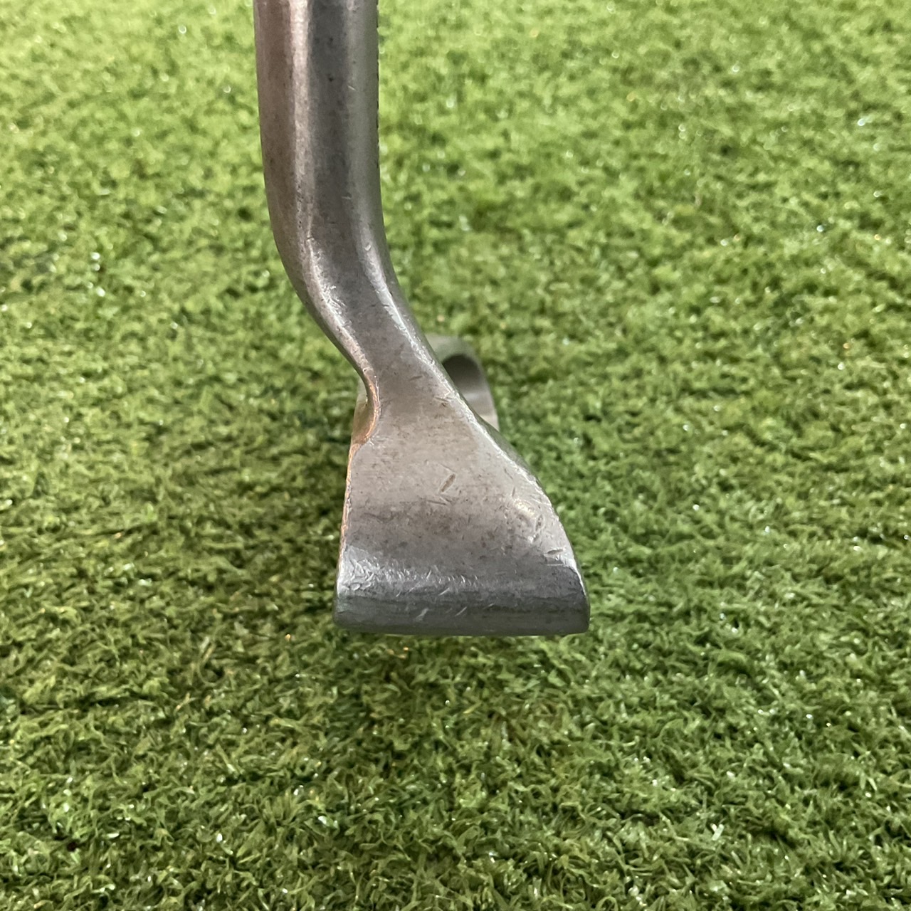 PUTTER Wilson : 8801 ก้านเหล็ก