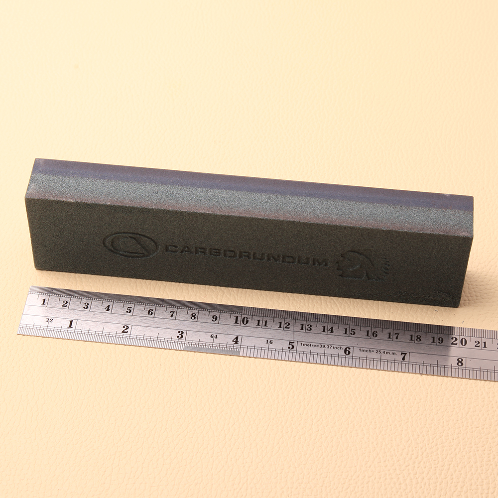 หินลับมีด A GENUINE CARBORUNDUM PRODUCT ของแท้สินค้านำเข้าสำหรับมีดทุกชนิดลับแล้วคมสมใจ เนื้อละเอียดและหยาบในอันเดียวยาว 20 ซม. 1 950 กรัม