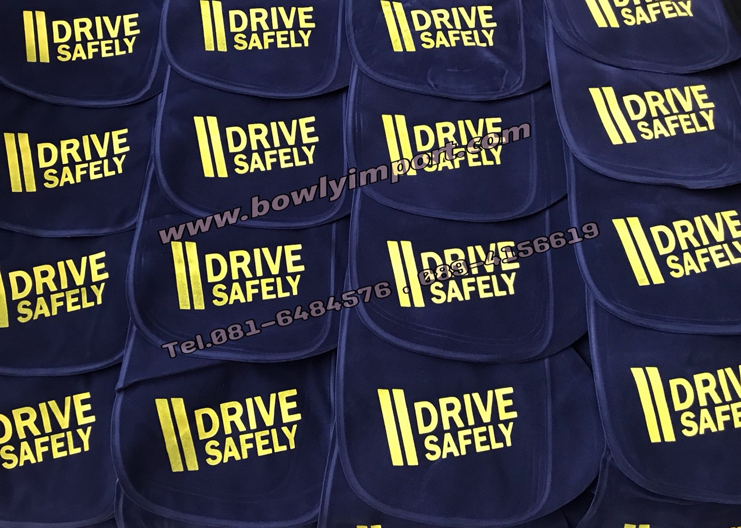 หมอนรองคอเป่าลม เนื้อผ้ากำมะหยี่ พร้อมสกรีนโลโก้