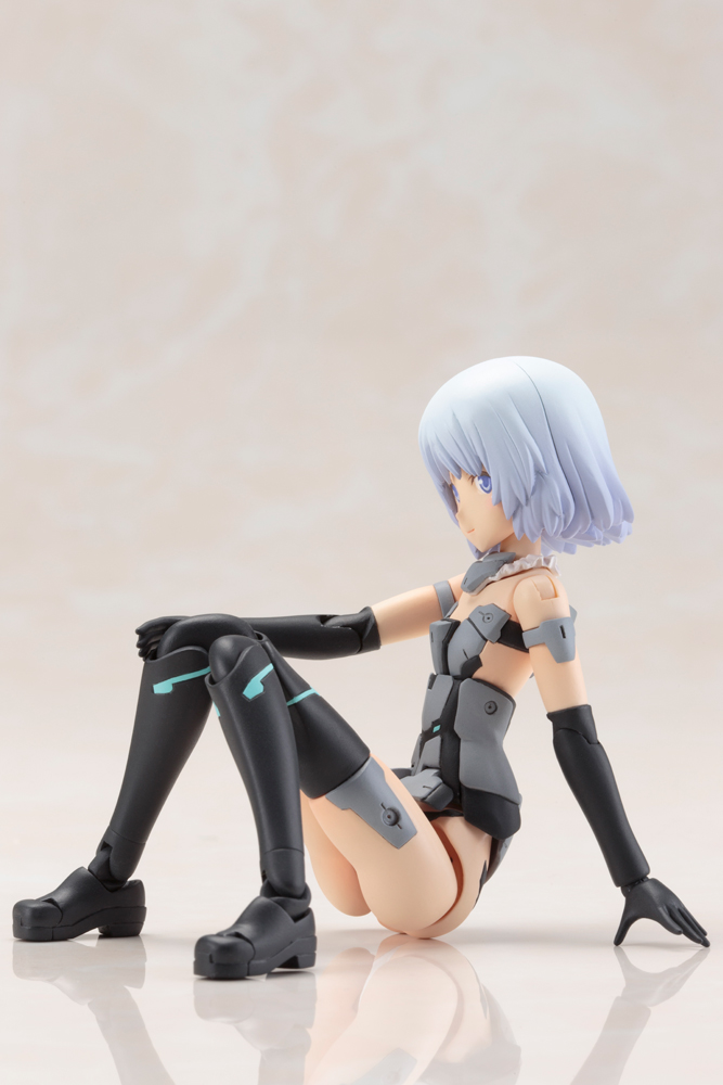 Frame Arms Girl - Materia Normal Ver. & White Ver.