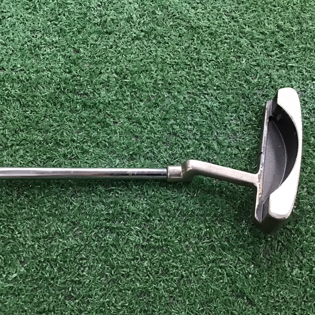 PUTTER J.BOSS : Grand Tour ก้านเหล็ก