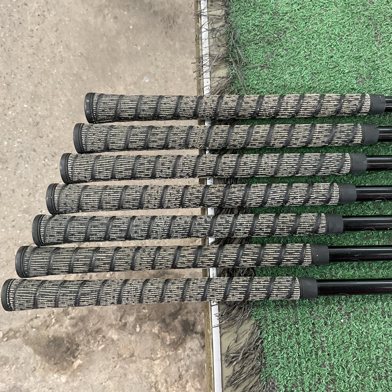 ไม้กอล์ฟ Wilson : Spirally / HIGH MODULUS ก้านกราไฟร์