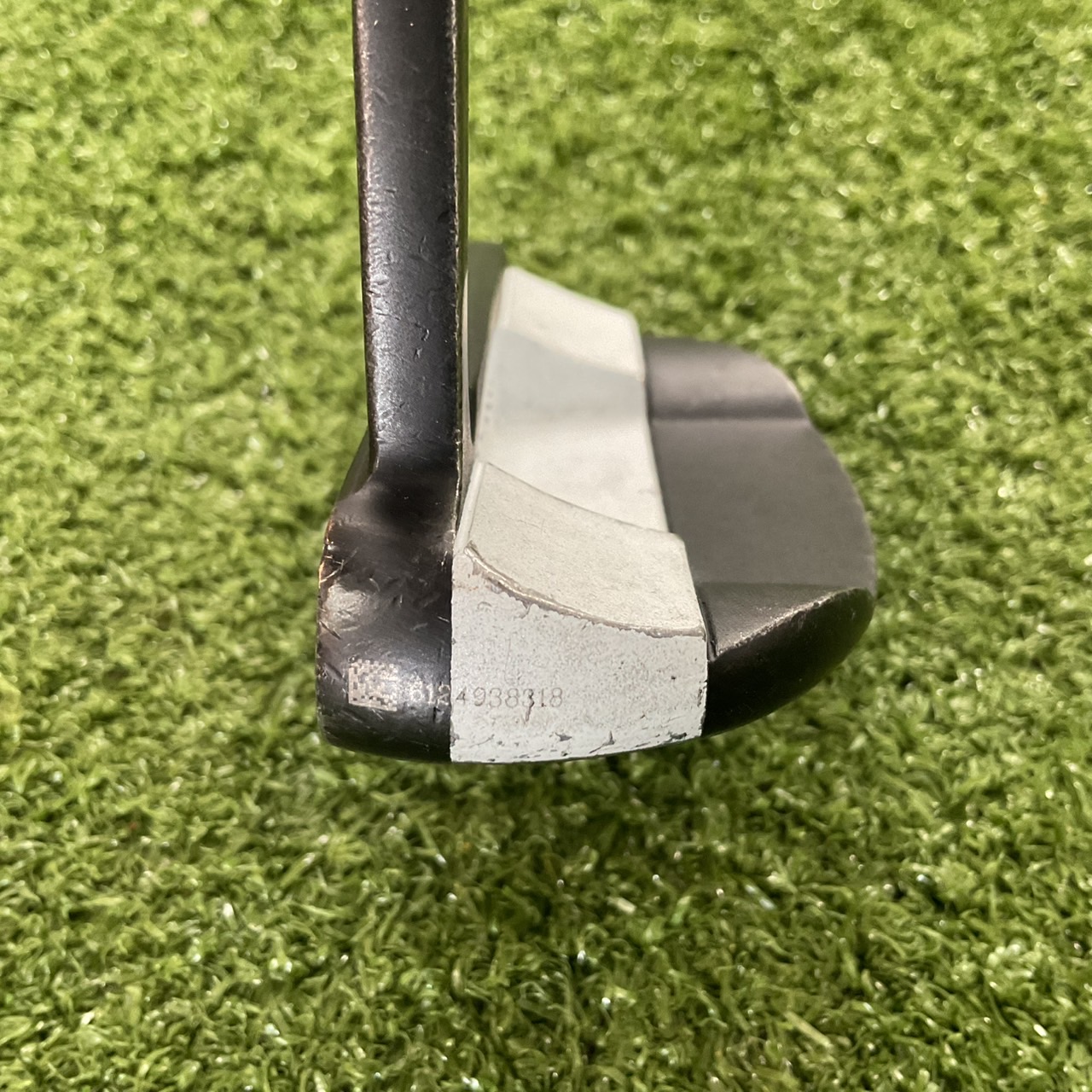 PUTTER ODYSSEY : VERSA 330M ก้านเหล็ก