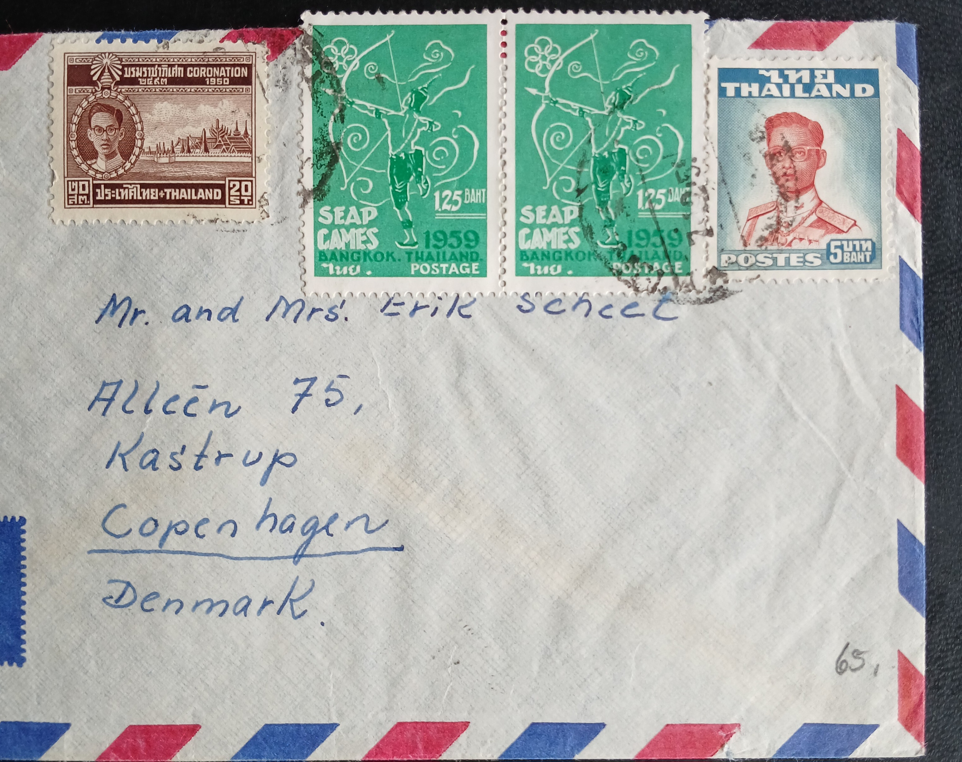 s3482-ซองจดหมายเก่า BANGKOK-Copenhagen DENMARK จ่าหน้าซองแบบ เขียนลายมือ ติดแสตมป์พระรูป ร.9 THAILAND 2498, บรมราชาภิเษก 2493, กีฬาแหลมทอง 2502 Seap Games 1959 (ราคาหน้าดวง รวม 7 บาท 70 สตางค์) มีตราประทับ ไปรษณีย์กลาง 1959 พ.ศ.2502