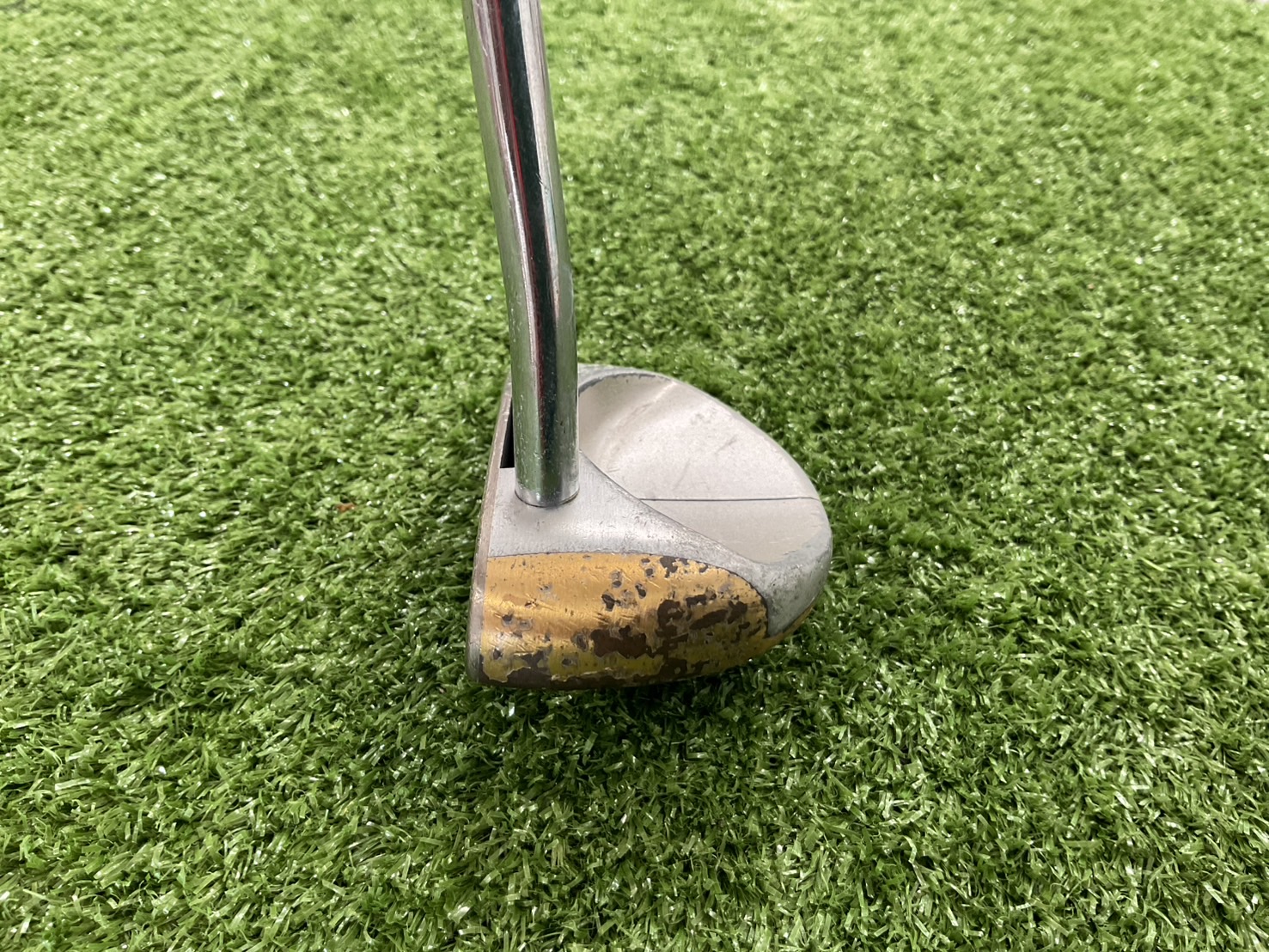 PUTTER Swing Bird : D-702 ก้านเหล็ก