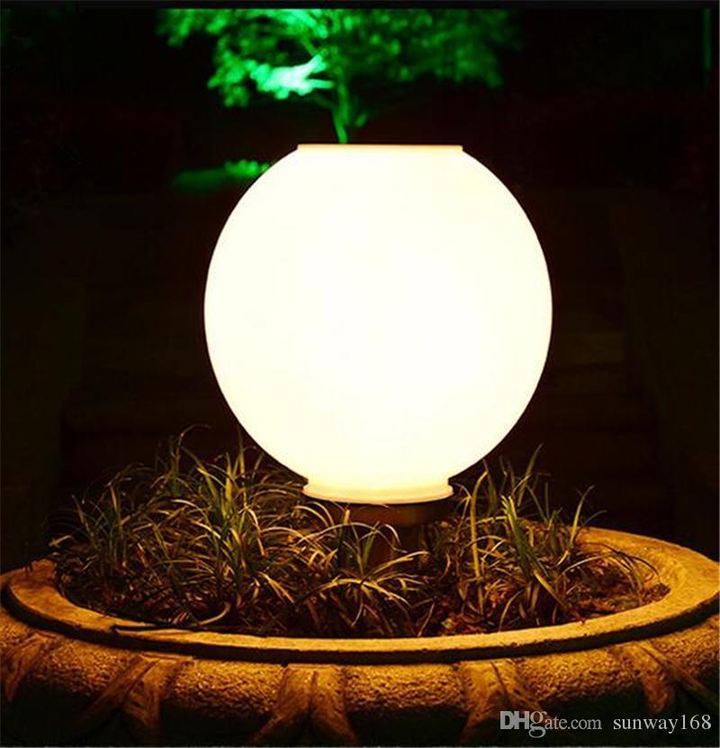 ส่งฟรี Solar Wall Lamp ! โคมไฟหัวเสาโซล่าเซลล์ ทรงกลม 26 CM เเสงขาว / เเสงวอร์มไวท์ รองรับ 2 ระบบ เหมาะสำหรับใช้ติดเป็นโคมไฟพลังงานเเเสงอาทิตย์หน้าบ้านหรือทางเดิน สวน จำนวน 1 โคม