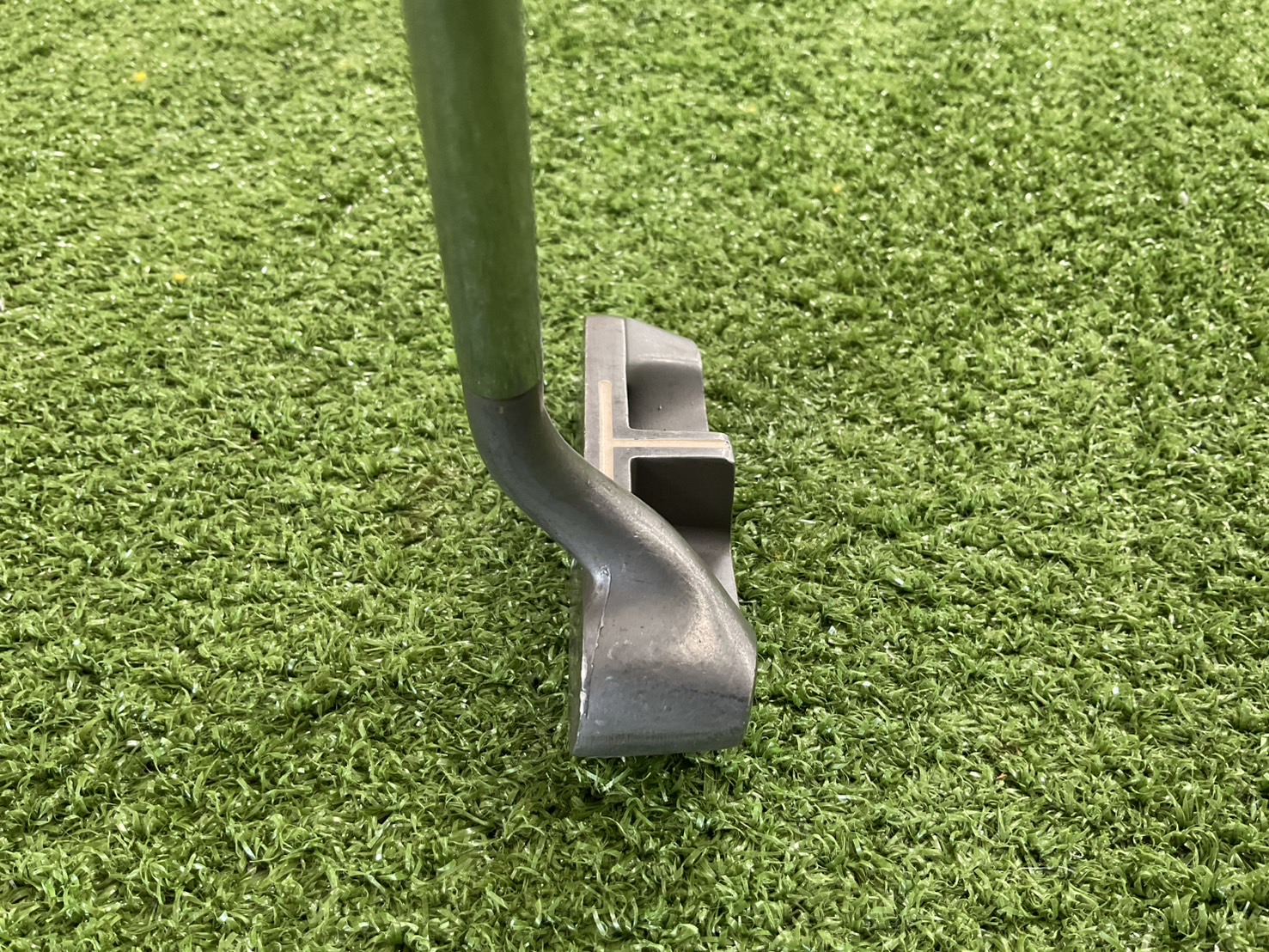PUTTER T-line USA 03 ก้านเหล็ก