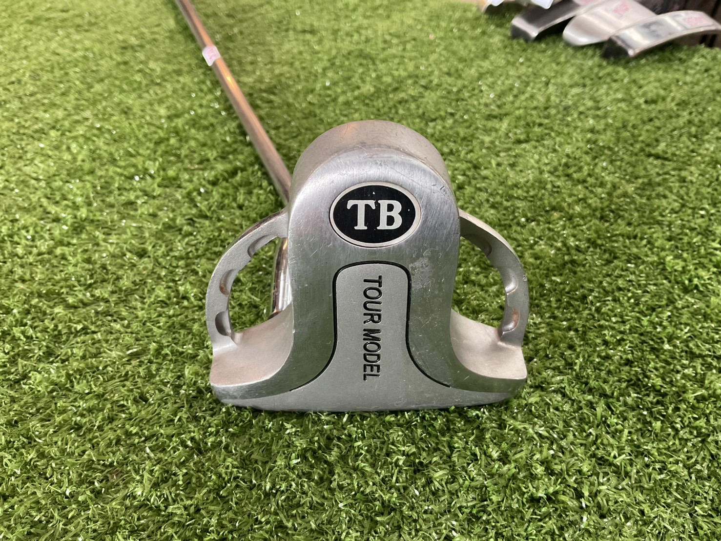 PUTTER TB : TOUR MODEL ก้านเหล็ก