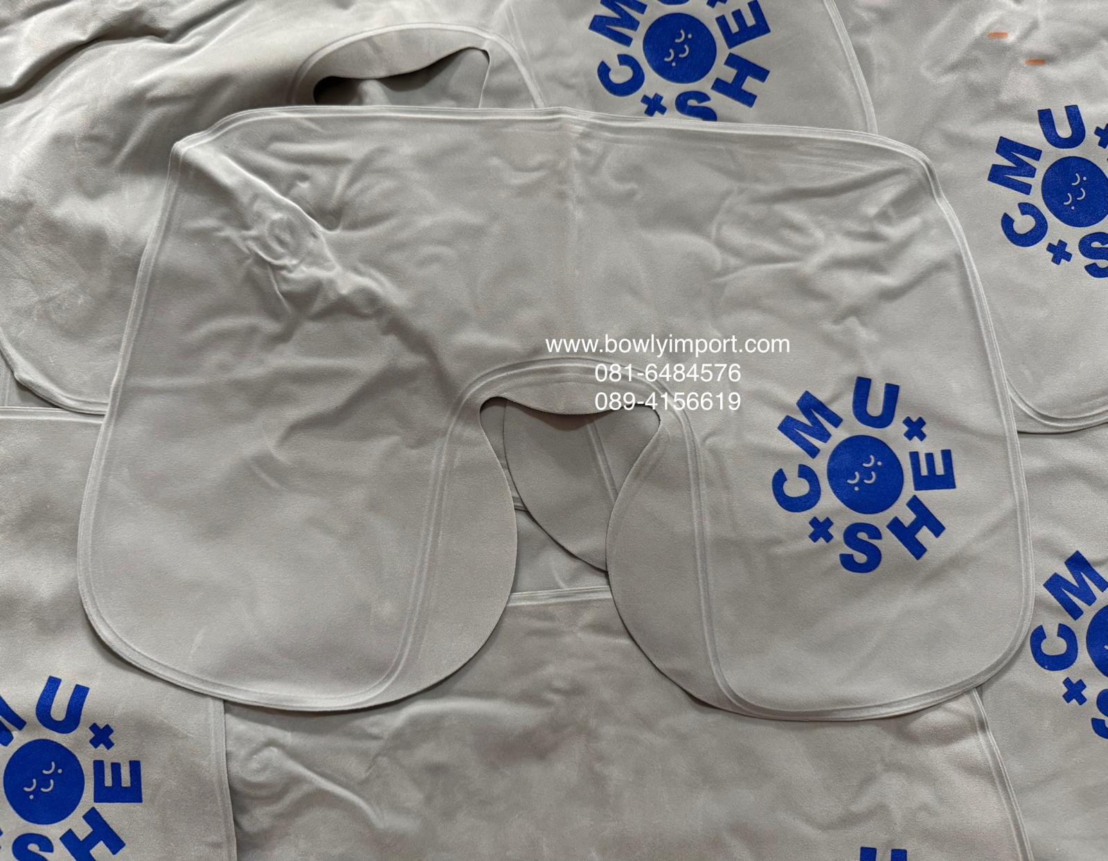 หมอนรองคอเป่าลม เนื้อผ้ากำมะหยี่ พร้อมสกรีนโลโก้