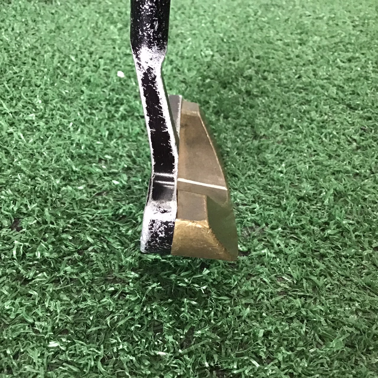 PUTTER CUBIC BALANCE : CB-60 ก้านเหล็ก