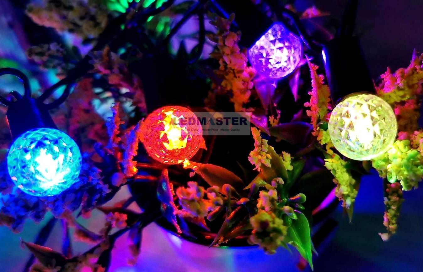 ไฟประดับตกเเต่งปีใหม่ ไฟเส้น led ทรงกลม ขาวใส เเสงรวม RGB เเบบไฟกระพริบสลับสี จำนวน 50 หัว สายไฟสีขาวใส ใช้สำหรับเป็นไฟเเฟนซีประดับอาคาร สถานที่ ตกเเต่งสวน งานปีใหม่ งานลอยกระทง ไฟประดับห้อง ไฟตกเเต่ง led ไฟเส้น ไฟปีใหม่ ไฟคริสมาส