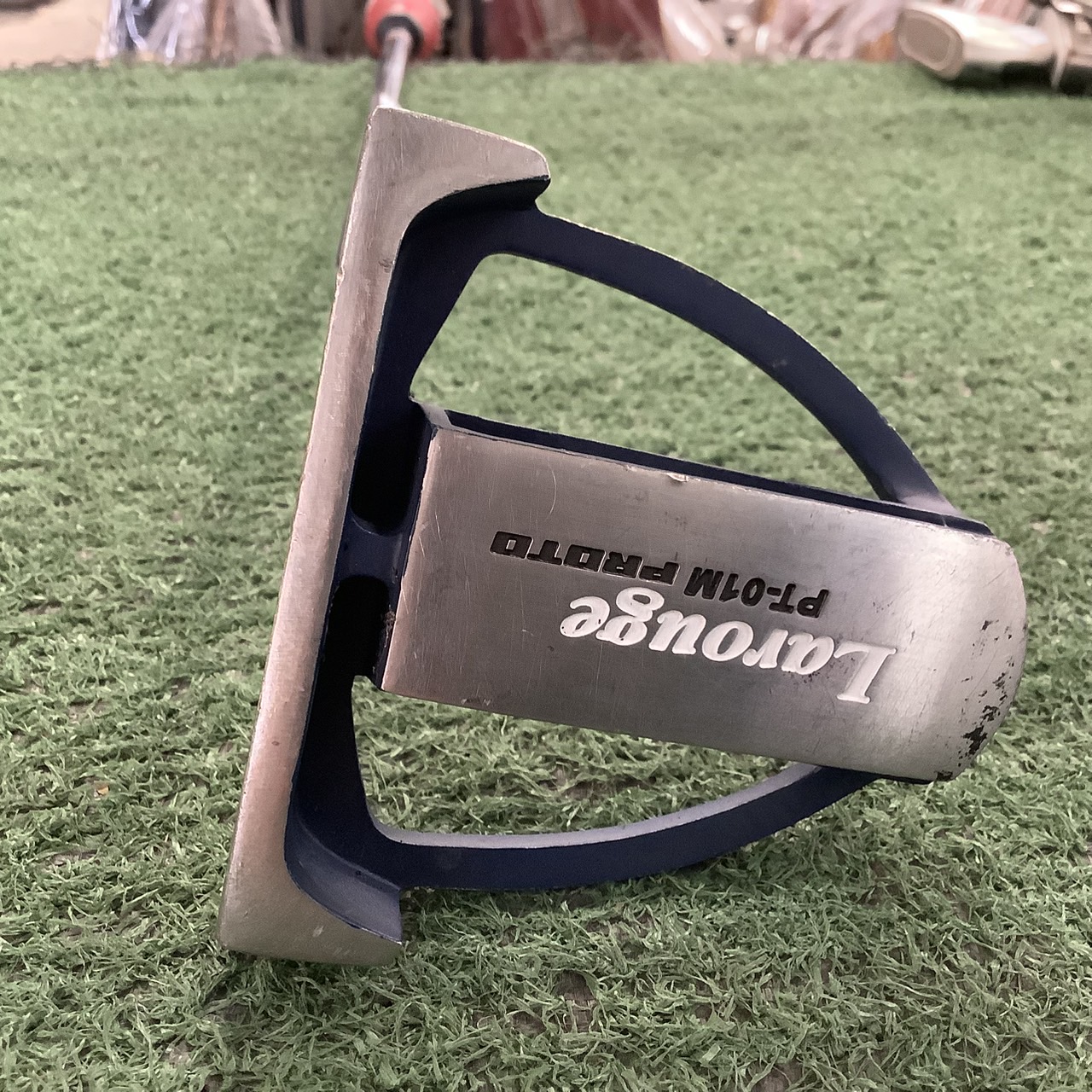 PUTTER Larouge : PT-01M PROTO ก้านเหล็ก