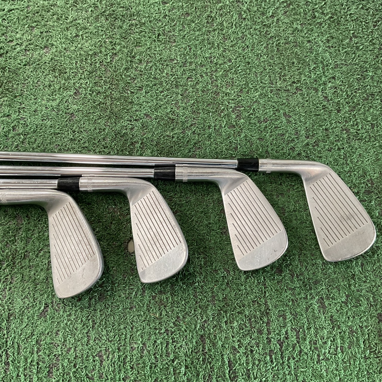 ไม้กอล์ฟ Titleist : 990 DCI / S400 ก้านเหล็ก